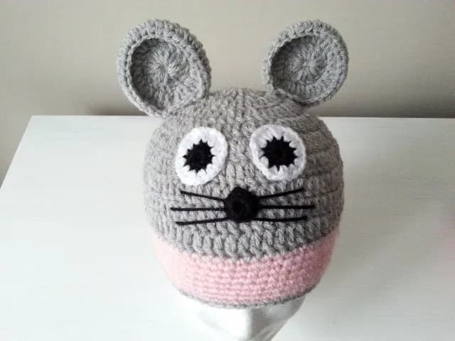 Jak uszyć czapkę z uszami Myszki Miki – proste kroki dla każdego