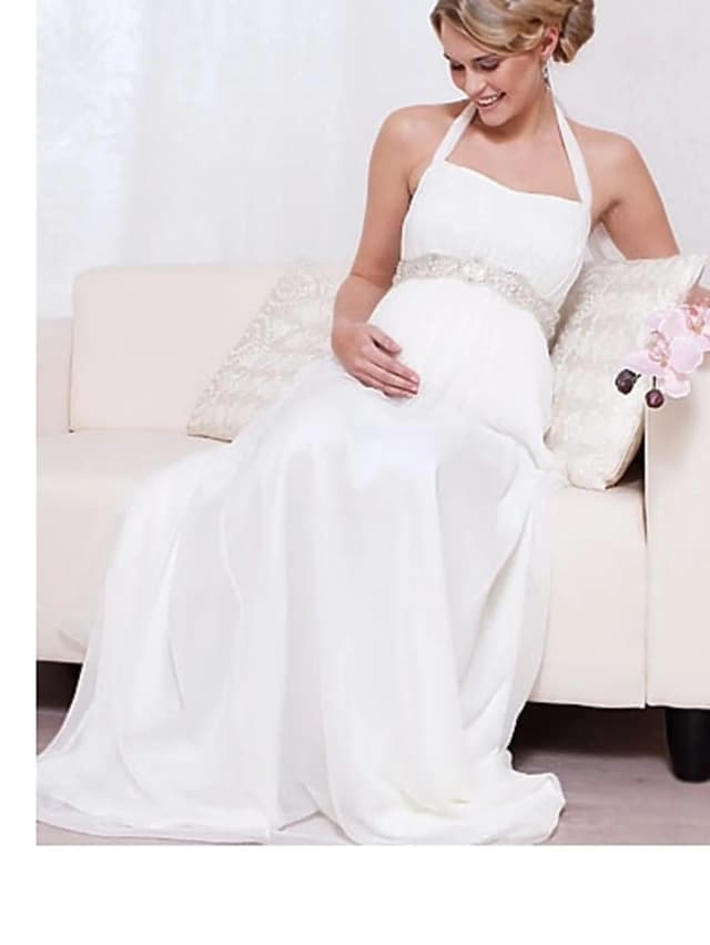 Jaką suknię ślubną w ciąży wybrać, aby czuć się komfortowo?