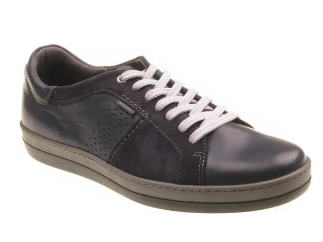 Jakie buty na lato dla chłopaka – unikaj błędów przy wyborze